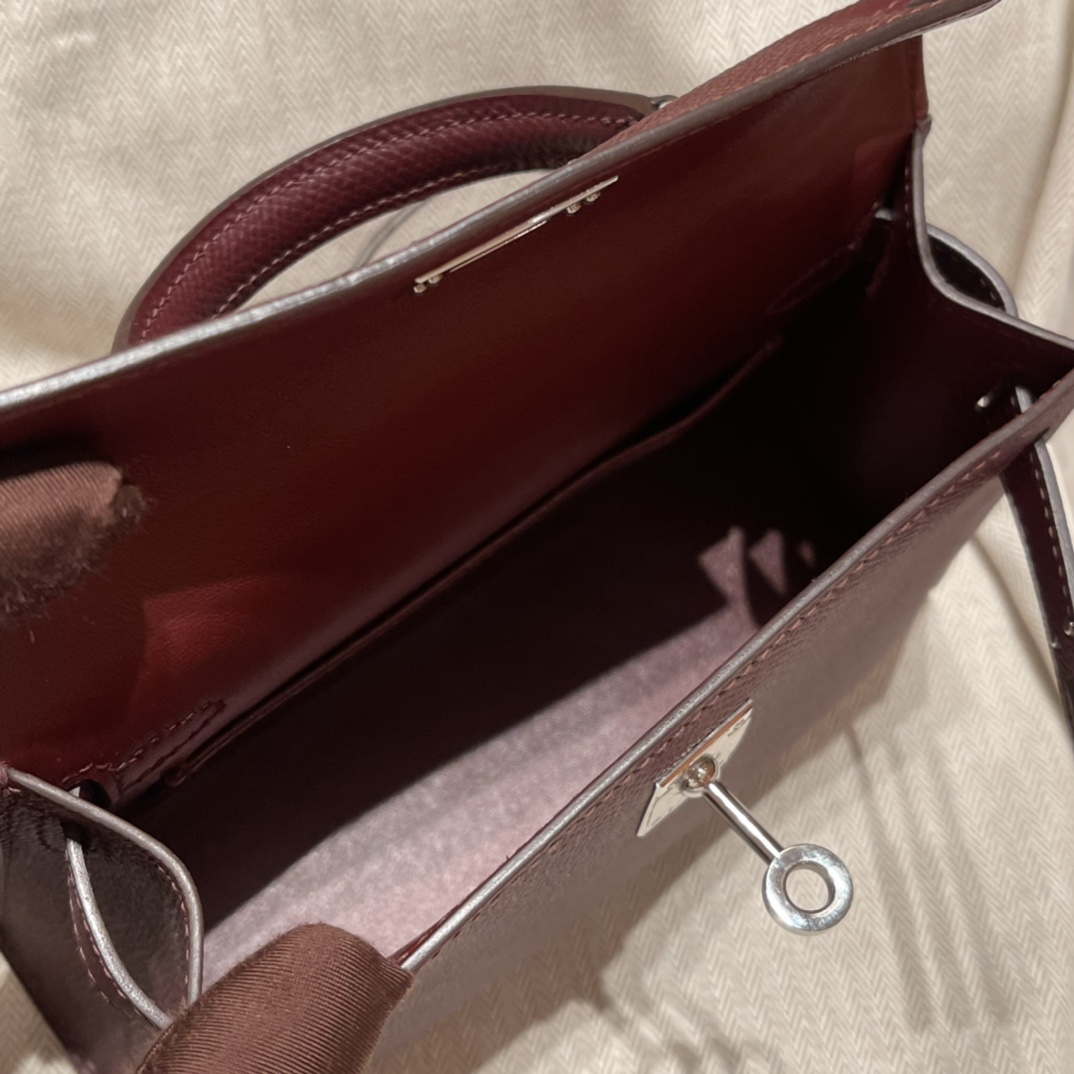 에르메스 미니 켈리백19 브라운 은장 앱송